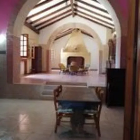 Julia Βίλα Corsano (Apulia)